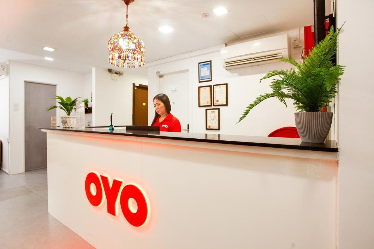 โอโย 89631 988 โฮเต็ล Hotel ยะโฮร์บาห์รู ภายนอก รูปภาพ